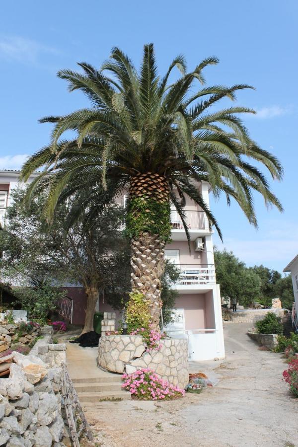 Apartments By The Sea Jakisnica, Pag - 21384 Lun  Exteriör bild